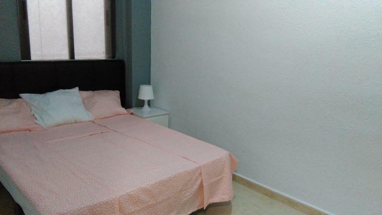 Apartamento Ciudad De Las Ciencias 2 Valencia Luaran gambar